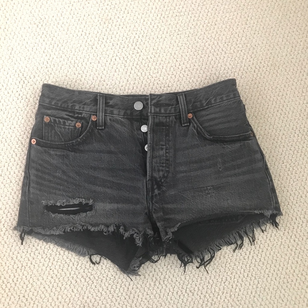LEVI Jean Shorts